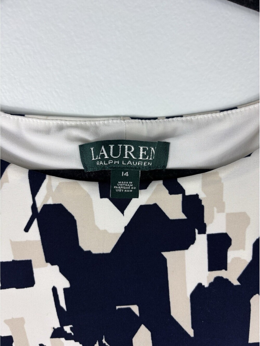 Lauren Ralph Lauren Sheath Dress Sz 14 Navy White Abstract Print 3/4 Sleeves - Picture 3 of 5